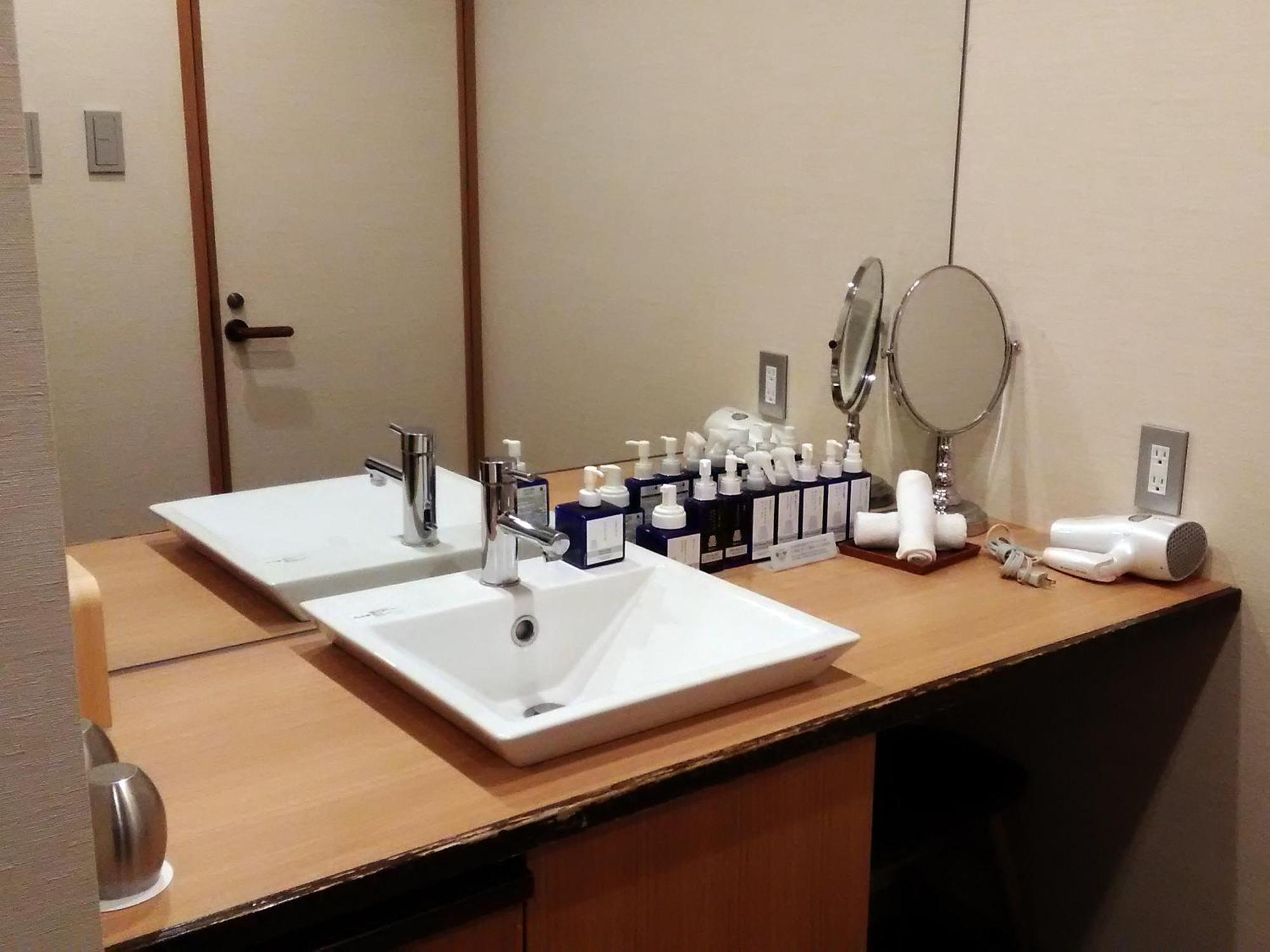 Niseko Konbu Onsen Tsuruga Moku-no-sho Hotel Værelse billede