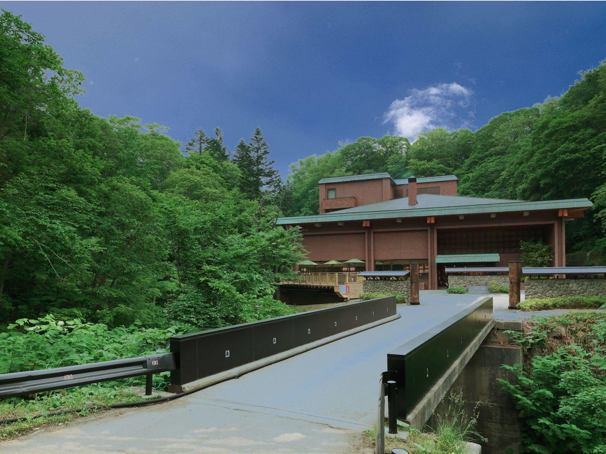 Niseko Konbu Onsen Tsuruga Moku-no-sho Hotel Eksteriør billede